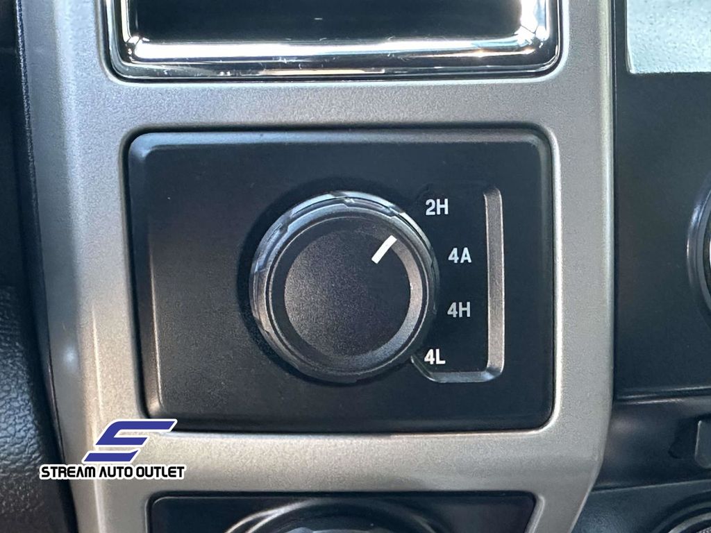2016 Ford F-150 King Ranch photo 32