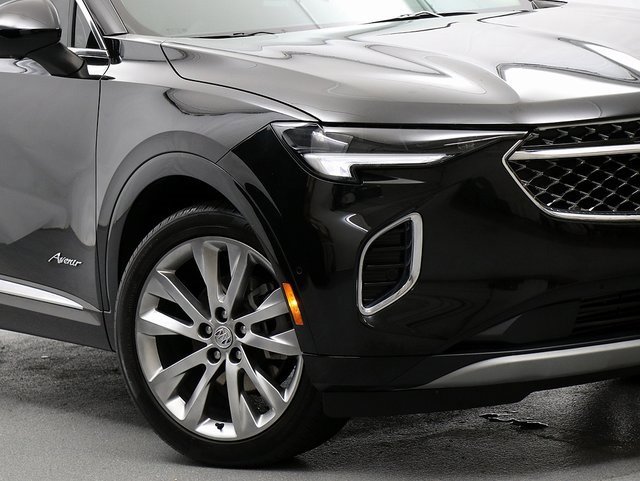 2022 Buick Envision Avenir photo 2