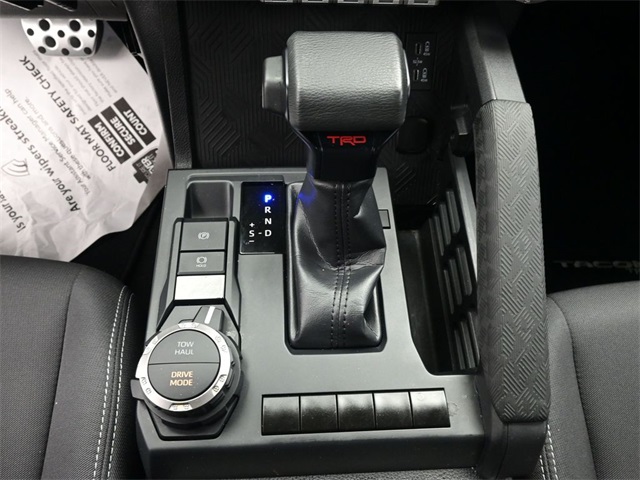 2024 Toyota Tacoma TRD Sport photo 4
