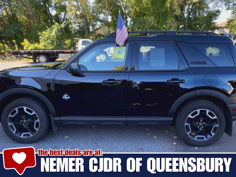 2022 Ford Bronco Sport Outer Banks photo 5