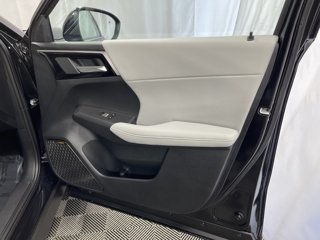 2025 Mitsubishi Outlander SE photo 27