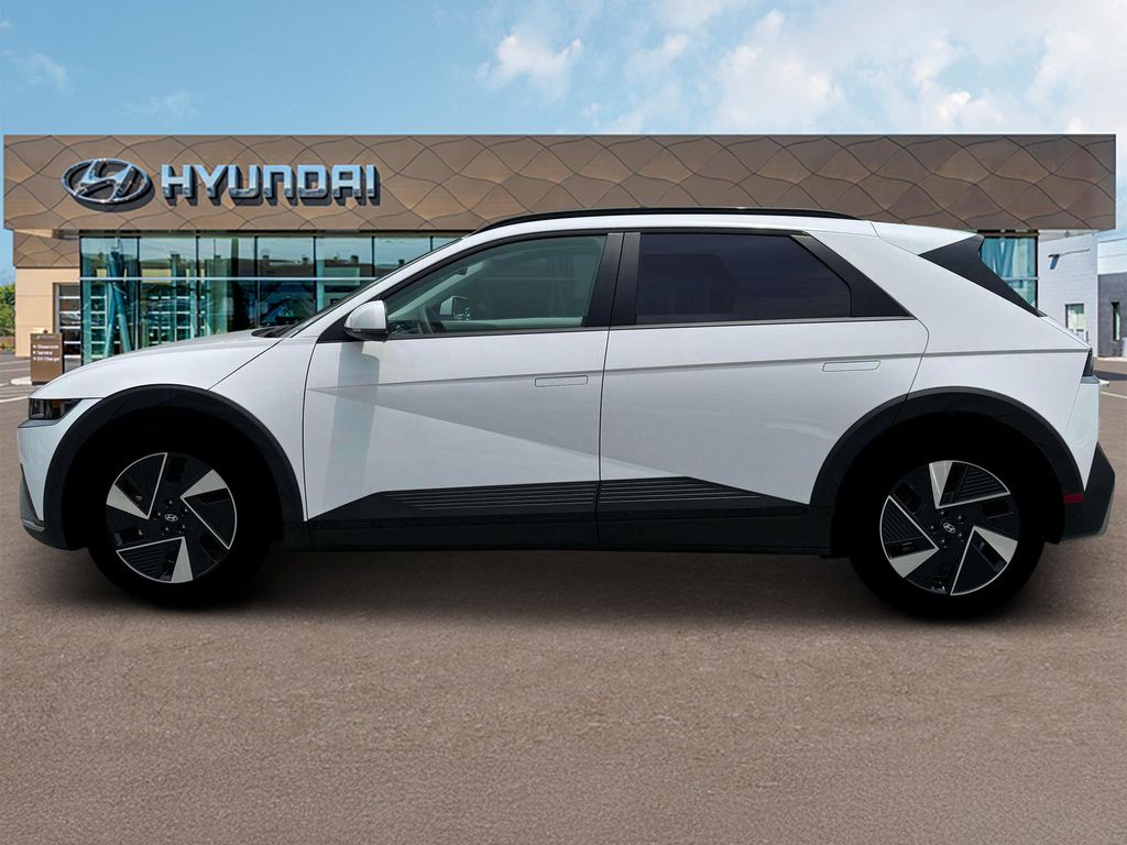 2025 Hyundai Ioniq 5 SEL photo 3