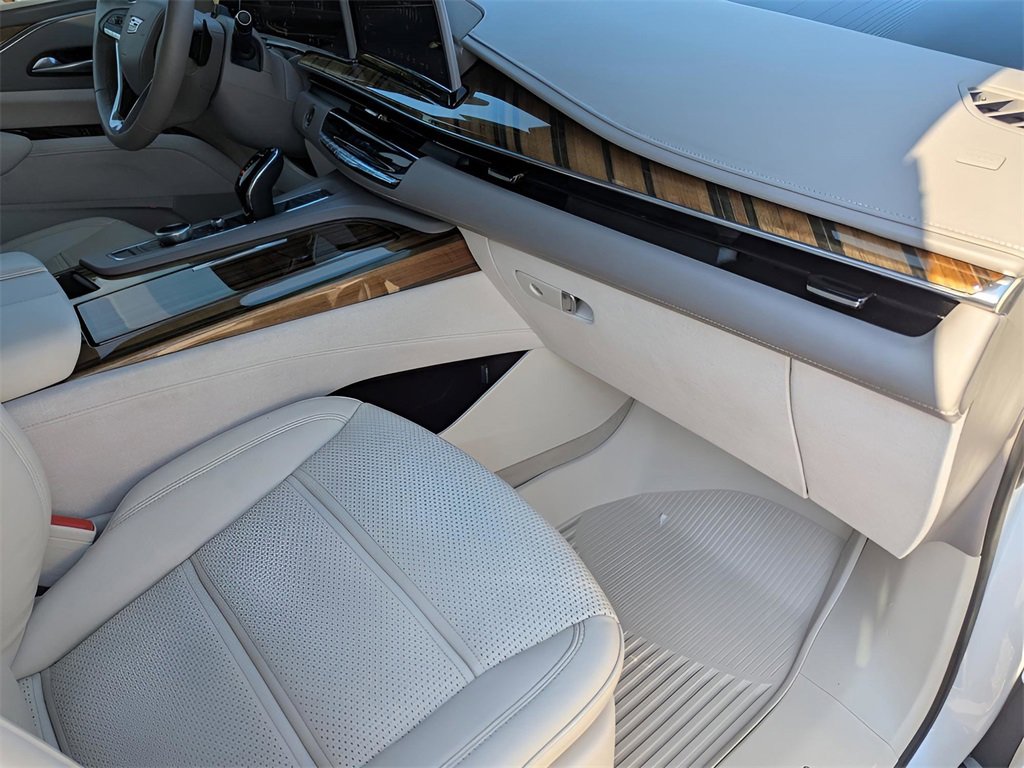 2023 Cadillac Escalade ESV Sport Platinum photo 26