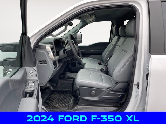 2024 Ford F-350 photo 9