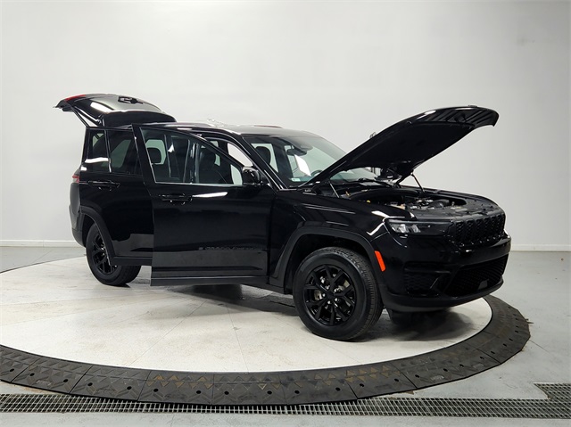 2024 Jeep Grand Cherokee Altitude X photo 4