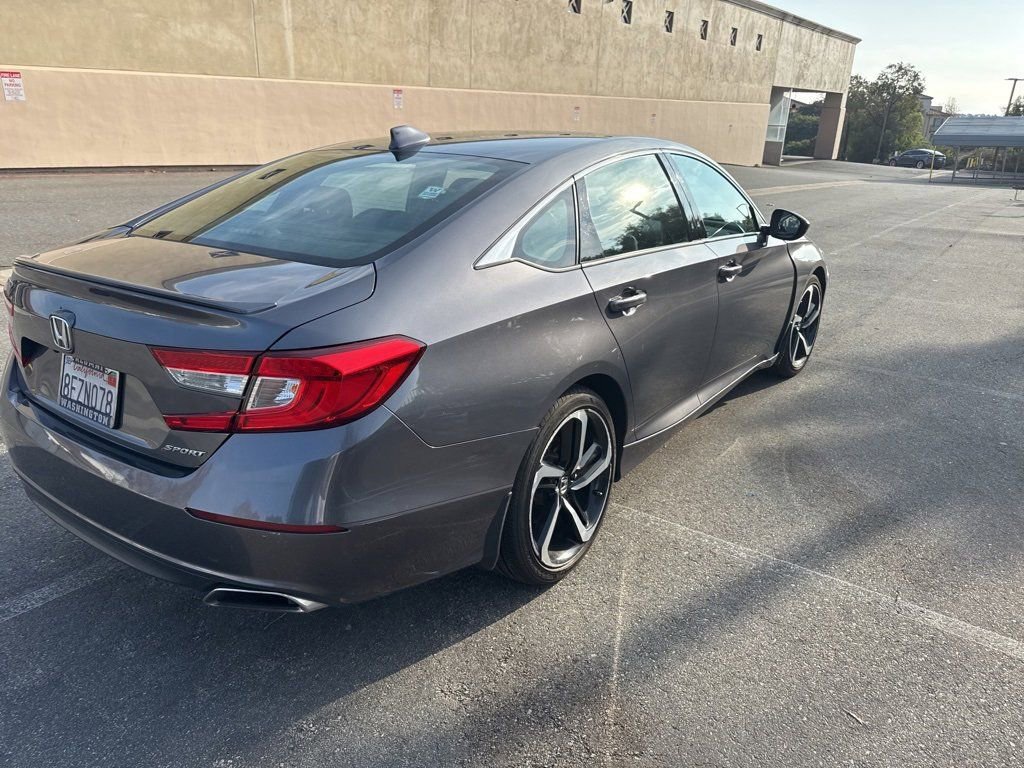 2018 Honda Accord Sport 1.5T photo 4