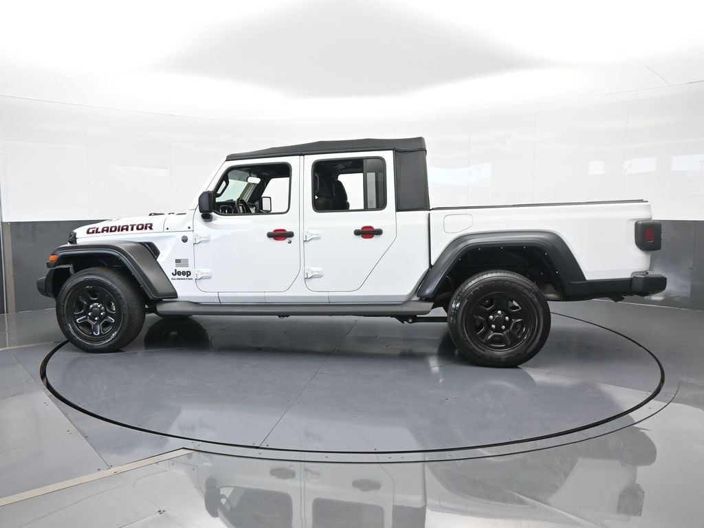 2022 Jeep Gladiator Sport photo 3
