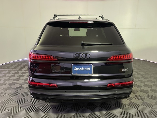 2022 Audi Q7 55 Premium Plus photo 6
