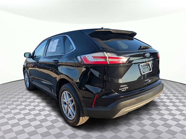 2023 Ford Edge SEL photo 3