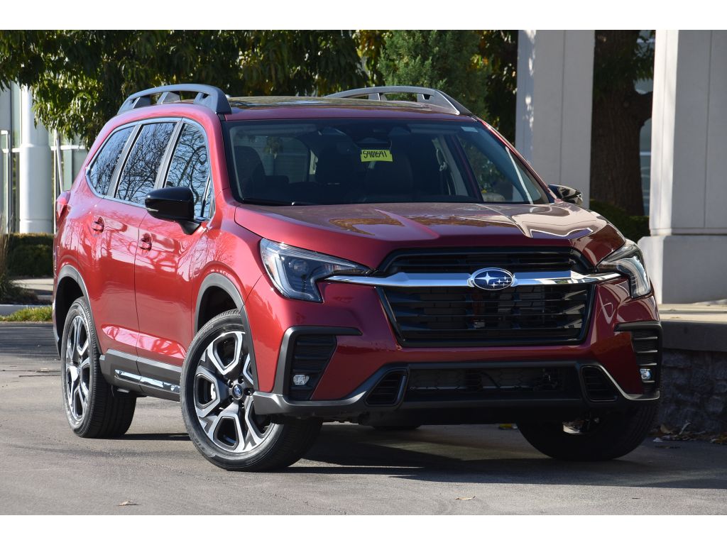 2026 Subaru Ascent Limited's photo