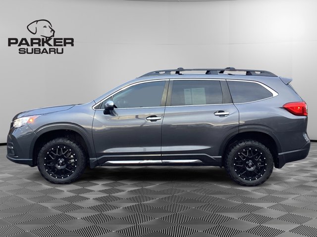 2022 Subaru Ascent Touring photo 2