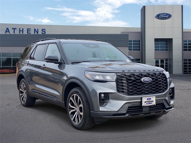 2026 Ford Explorer ST-LINE's photo