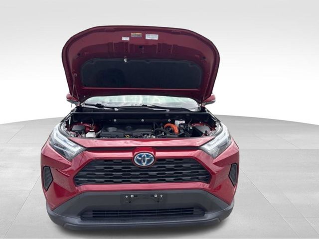 2022 Toyota RAV4 Hybrid XLE photo 29
