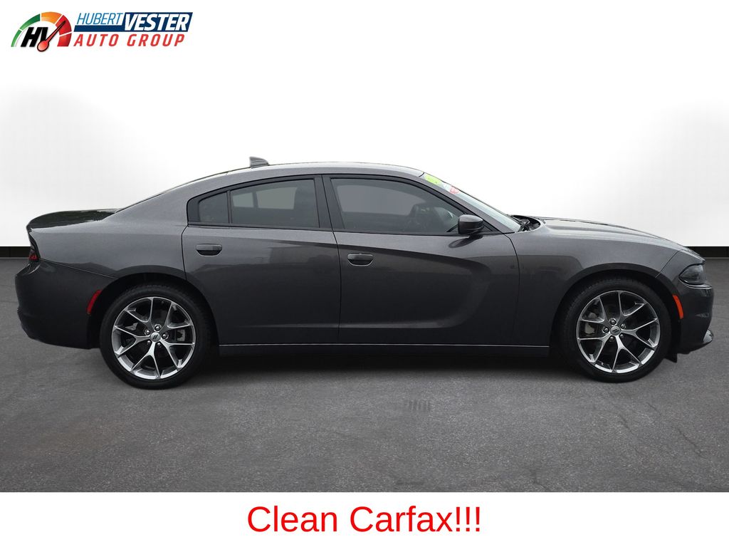 2022 Dodge Charger SXT photo 5