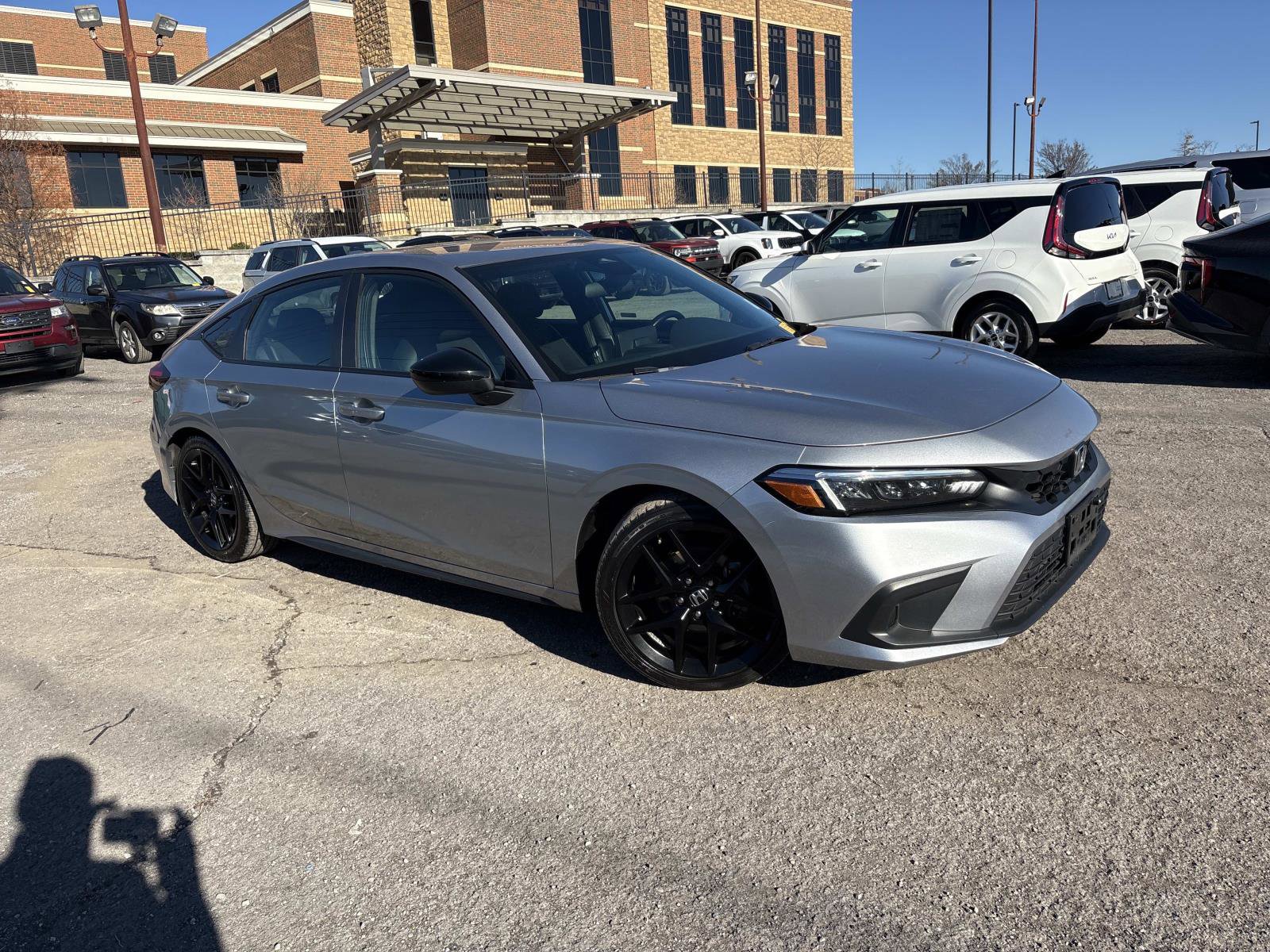 2024 Honda Civic Hatchback Sport's photo