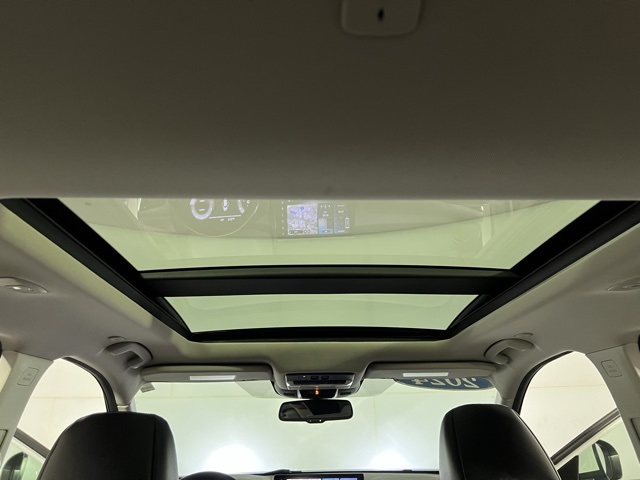 2022 Nissan Rogue SL photo 13
