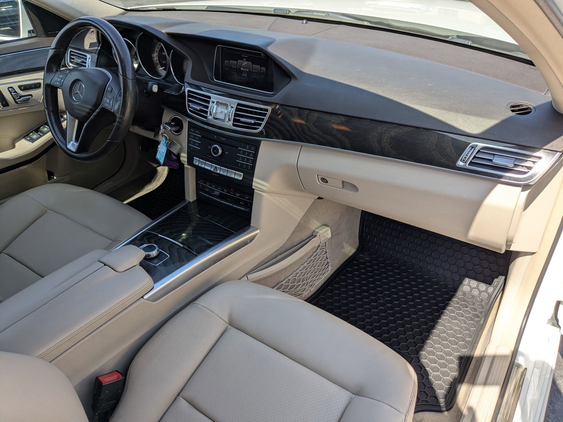 2016 Mercedes Benz E 350 photo 29