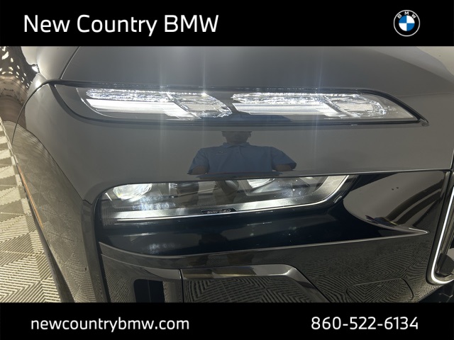 New 2025 Black Sapphire Metallic BMW 760i xDrive image 33