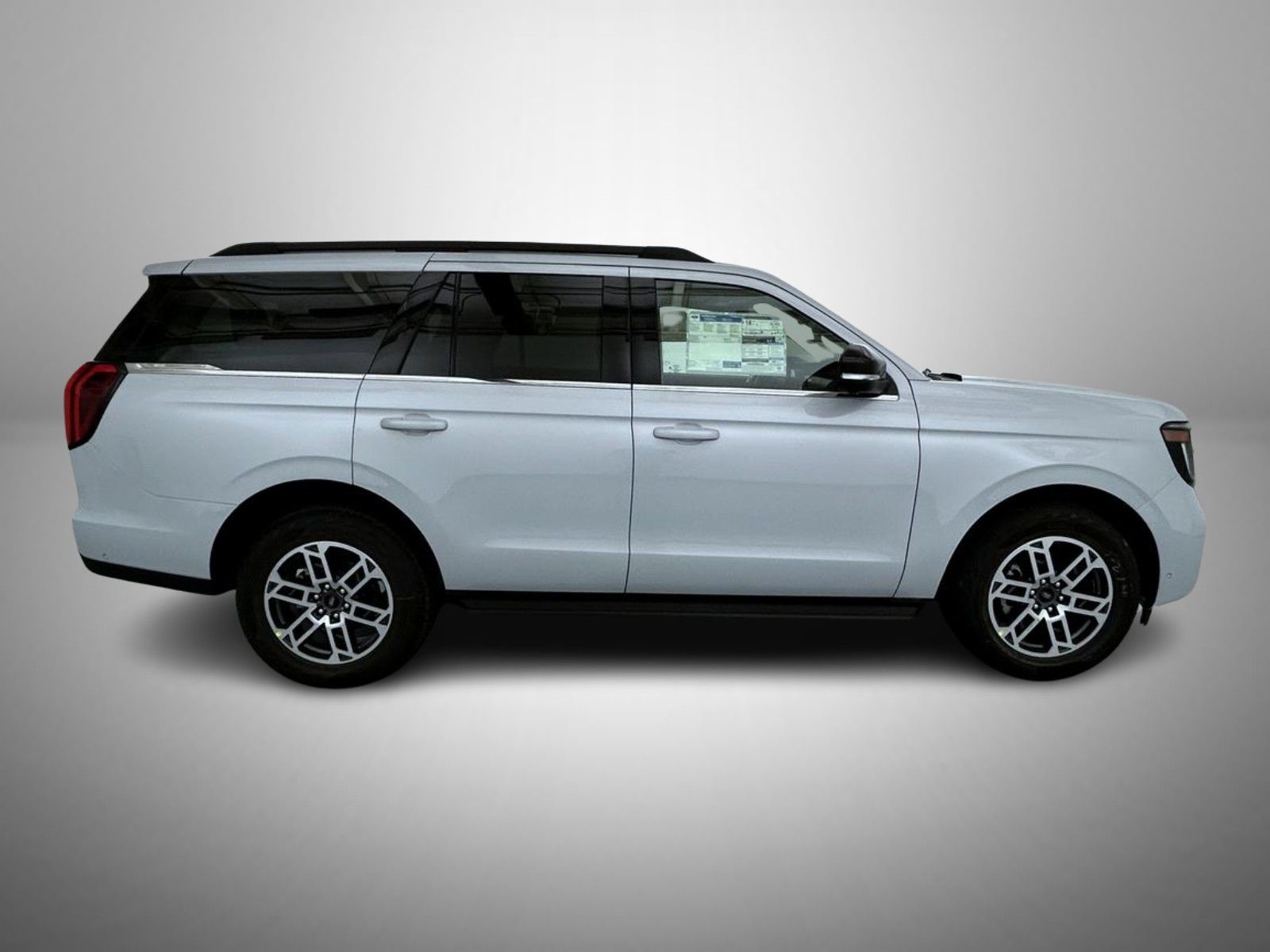 2025 Ford Expedition photo 4