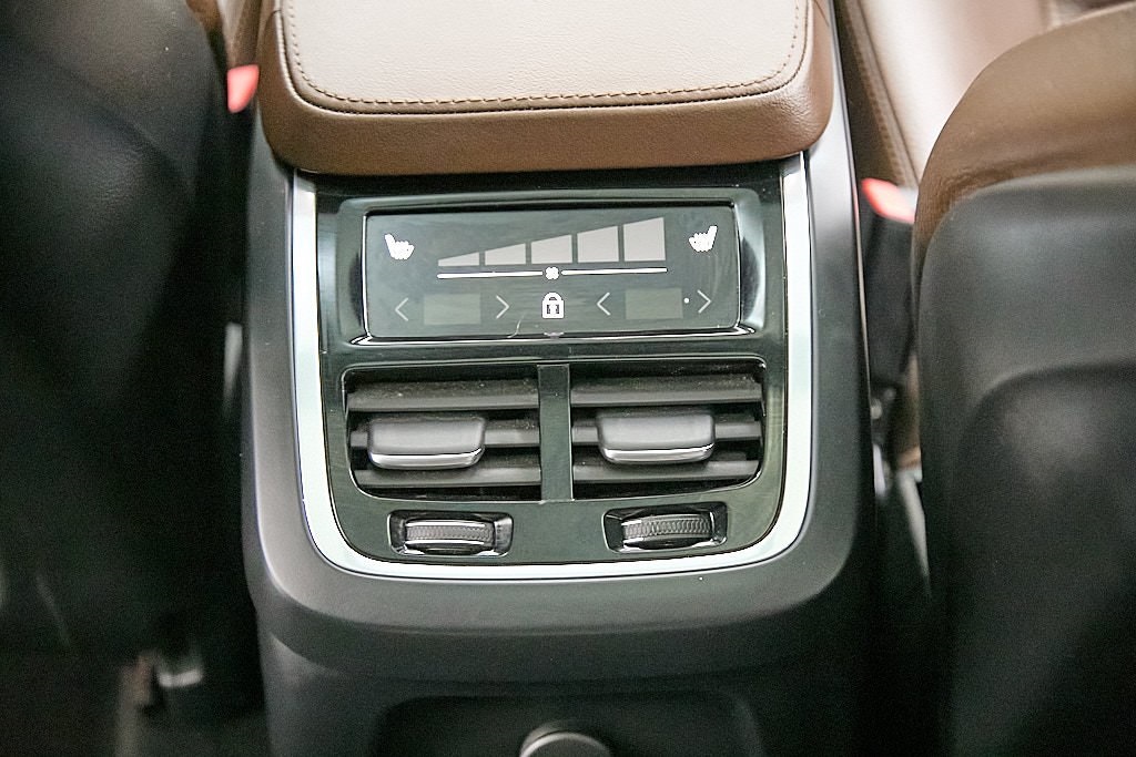 2024 VOLVO XC90 - Image 24