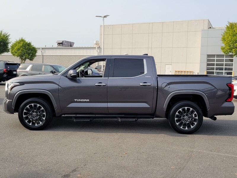 2022 Toyota Tundra Limited CrewMax photo 4