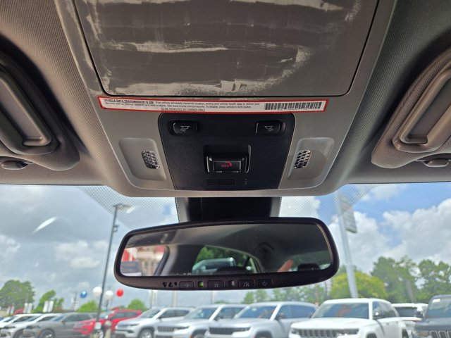 2023 Toyota Camry LE photo 25