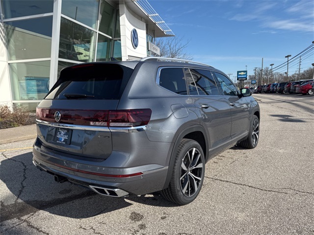 2025 Volkswagen Atlas SEL Premium R-Line photo 4