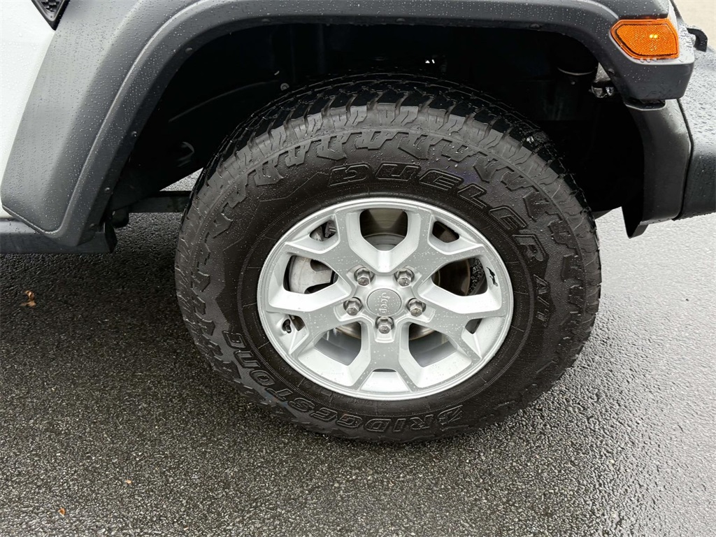 2021 Jeep Wrangler Unlimited Islander photo 11