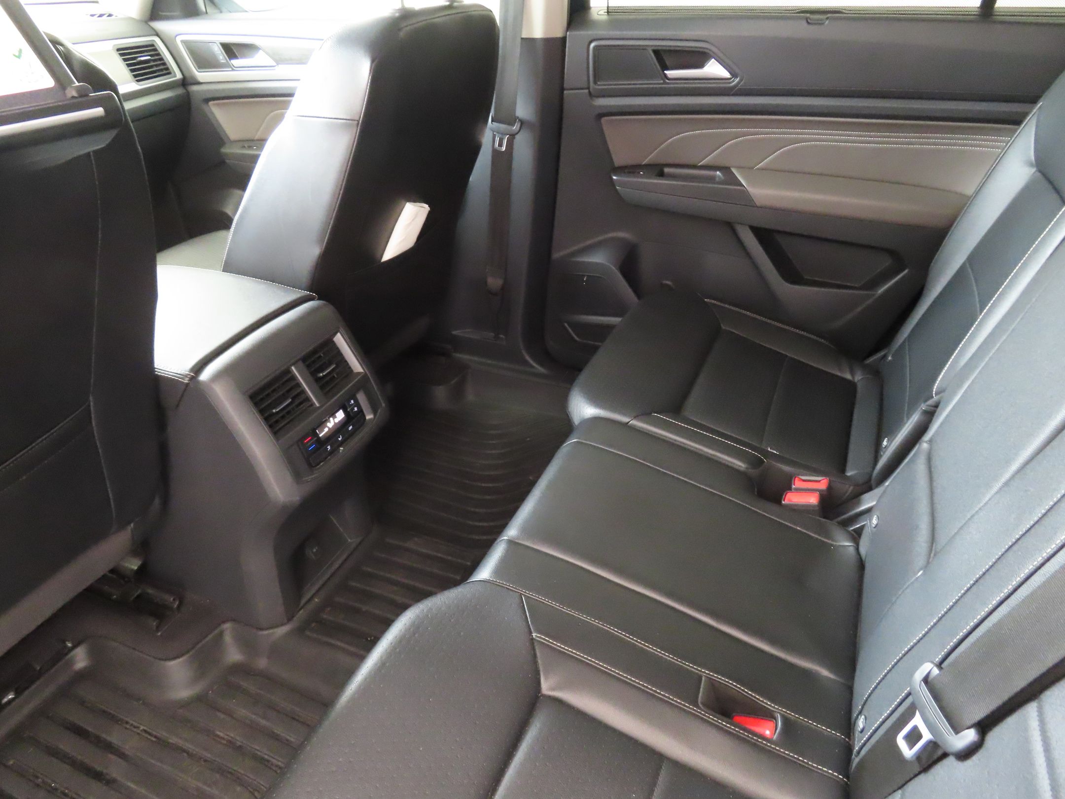 2022 Volkswagen Atlas SE photo 20