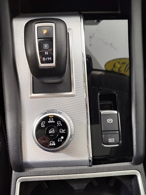 2023 Mitsubishi Outlander SEL photo 19