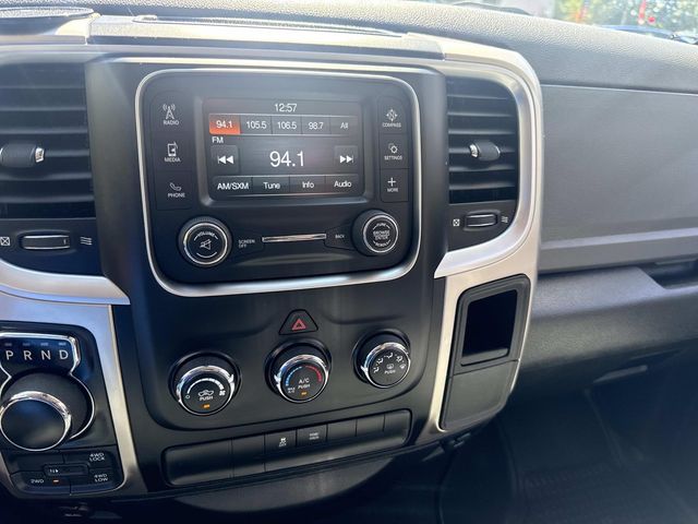 2016 Ram 1500 SLT photo 23