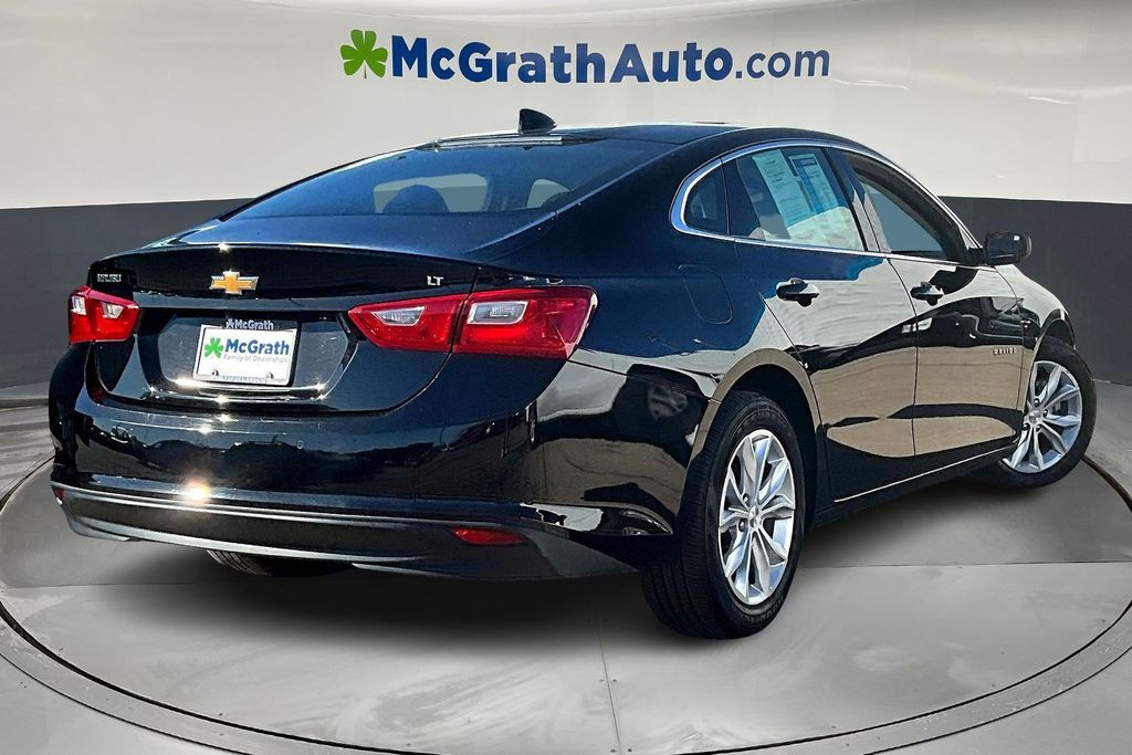 2024 Chevrolet Malibu 1LT photo 4