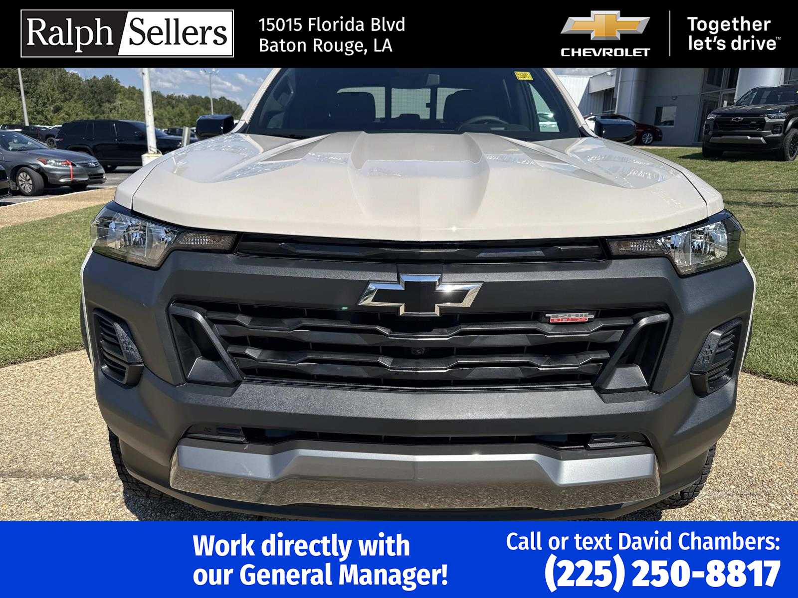 2026 Chevrolet Colorado Trail Boss photo 2