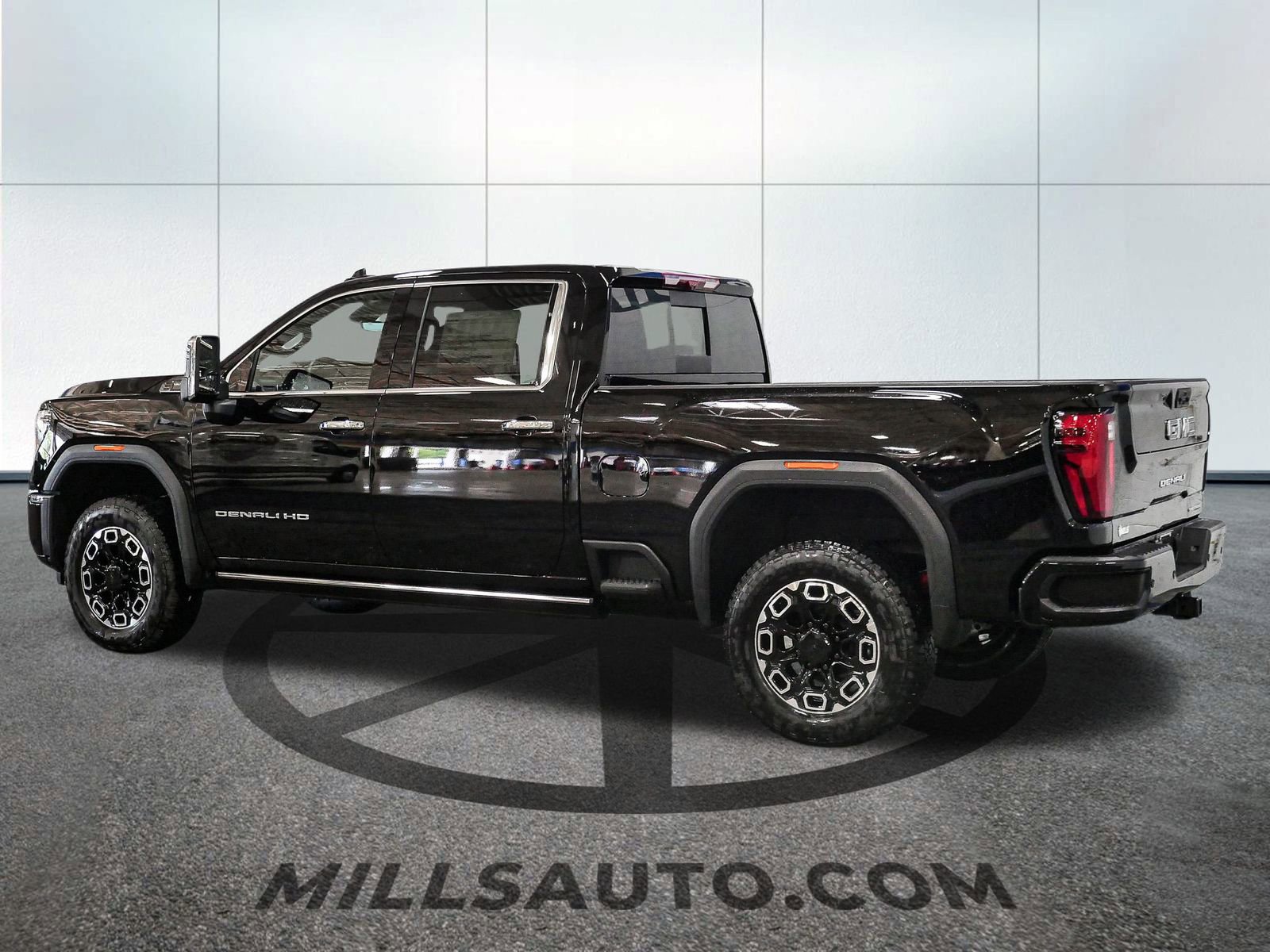2025 Gmc Sierra 3500 HD Denali Ultimate photo 3