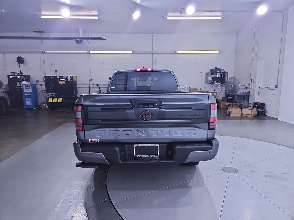 2025 Nissan Frontier PRO-4X photo 4