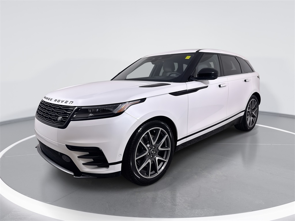 2026 Land Rover Range Rover Velar Dynamic SE's photo