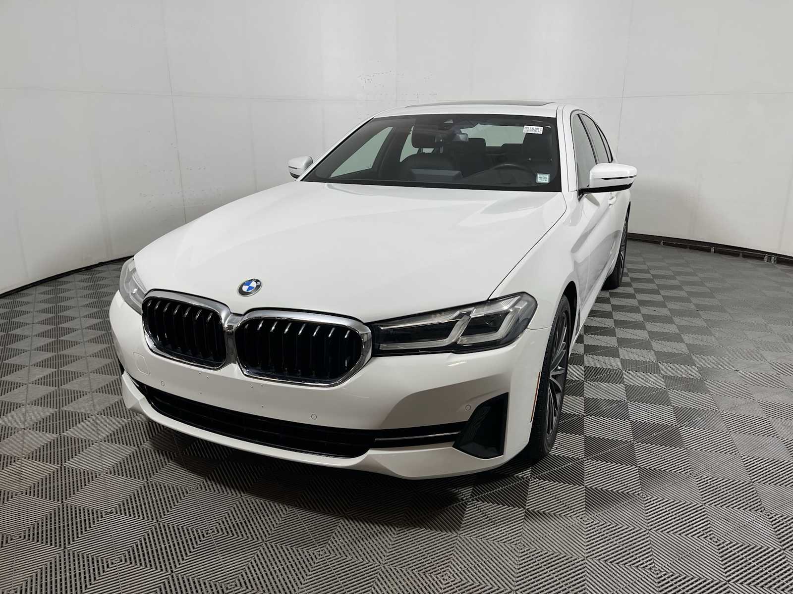 2023 Bmw 540i xDrive photo 3