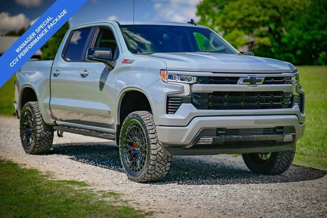 2025 Chevrolet Silverado 1500 RST photo 2