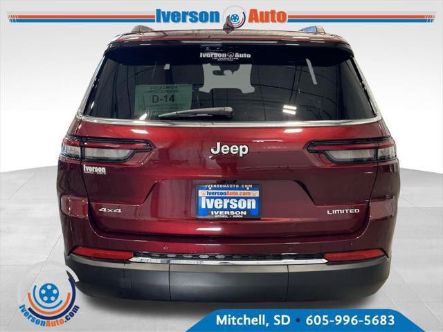 2025 Jeep Grand Cherokee Limited photo 3