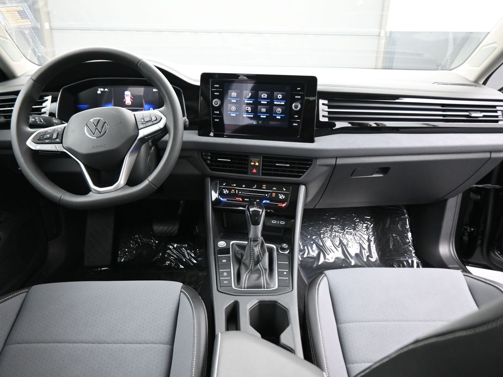 2025 Volkswagen Jetta 1.5T SE photo 39