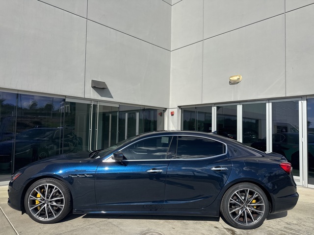 2023 Maserati Ghibli Modena Q4 photo 4