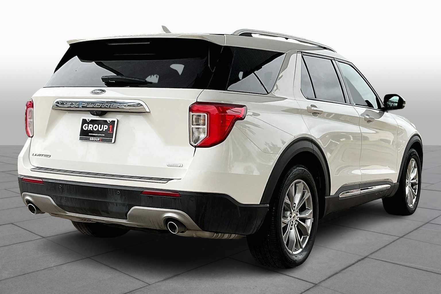 2020 Ford Explorer Limited photo 8