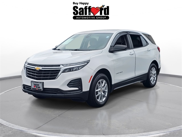 2022 Chevrolet Equinox LS photo 3