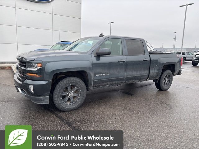 2017 Chevrolet Silverado 1500 LT's photo