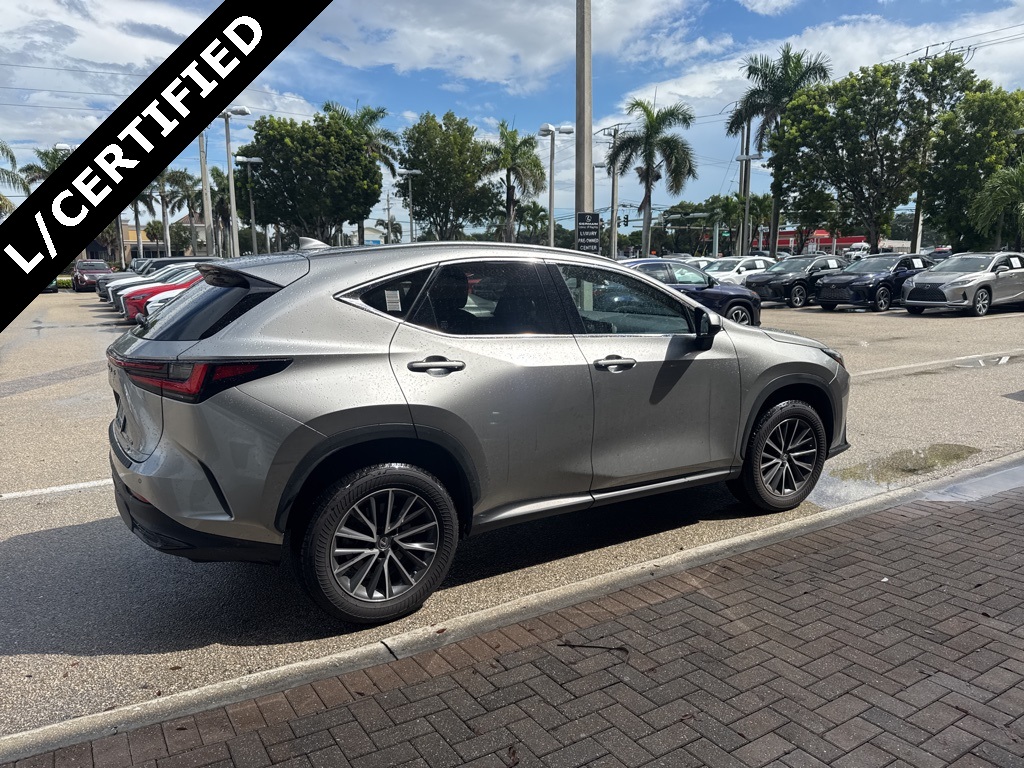 2022 Lexus NX 350 Premium photo 5
