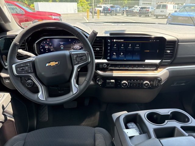 2026 Chevrolet Silverado 1500 LT photo 4