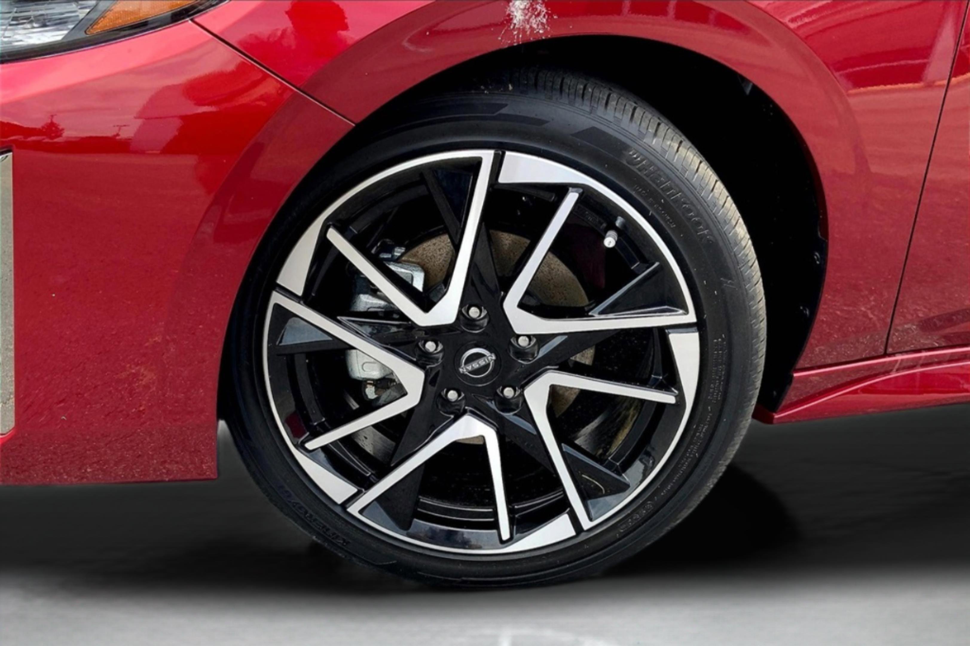 2025 Nissan Sentra SR photo 10