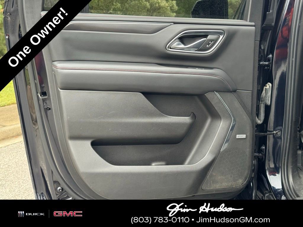 2021 Chevrolet Suburban RST photo 4