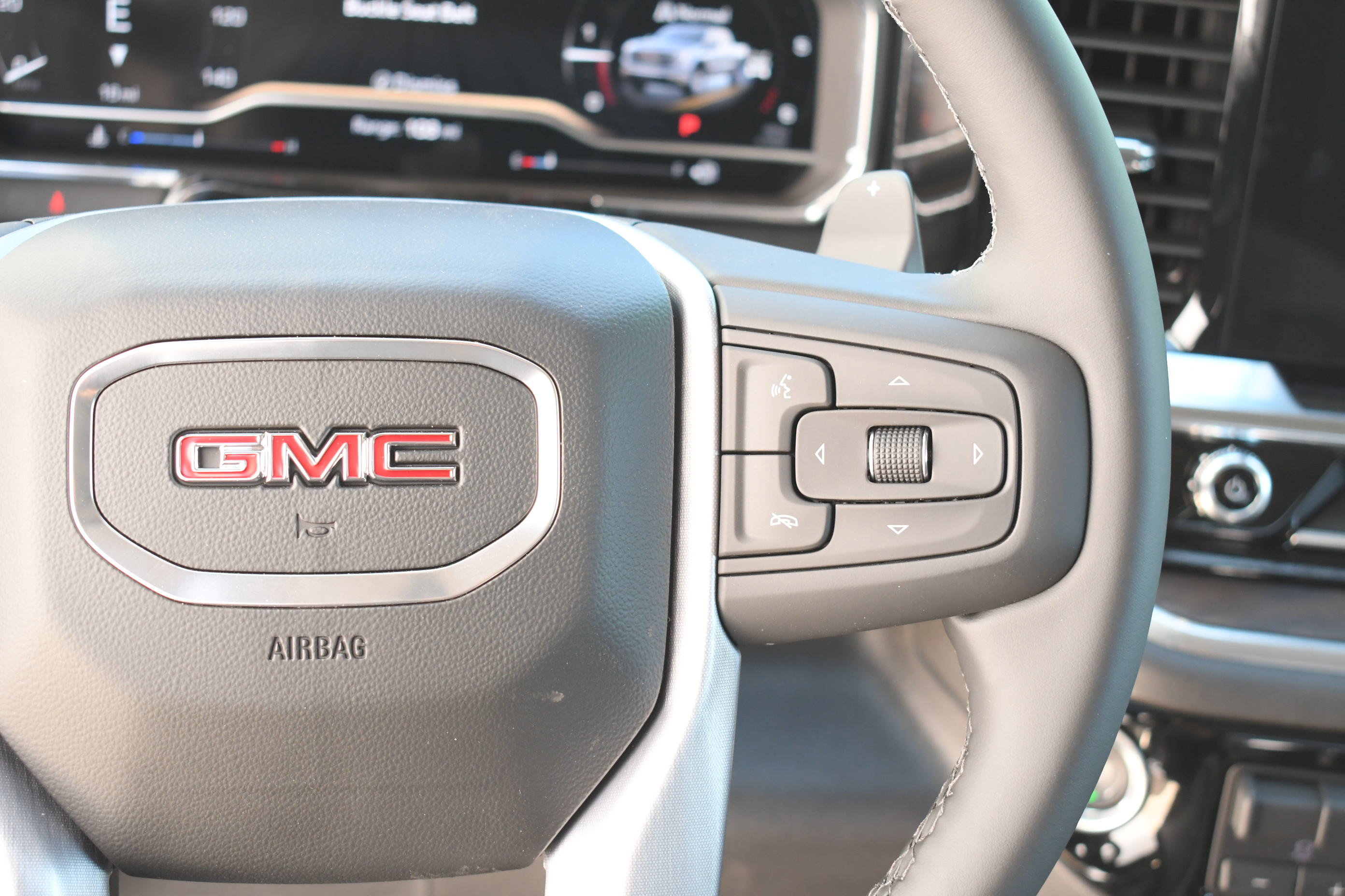 2025 Gmc Sierra 1500 SLT photo 26