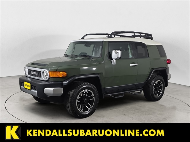 2010 Toyota FJ Cruiser Base's photo